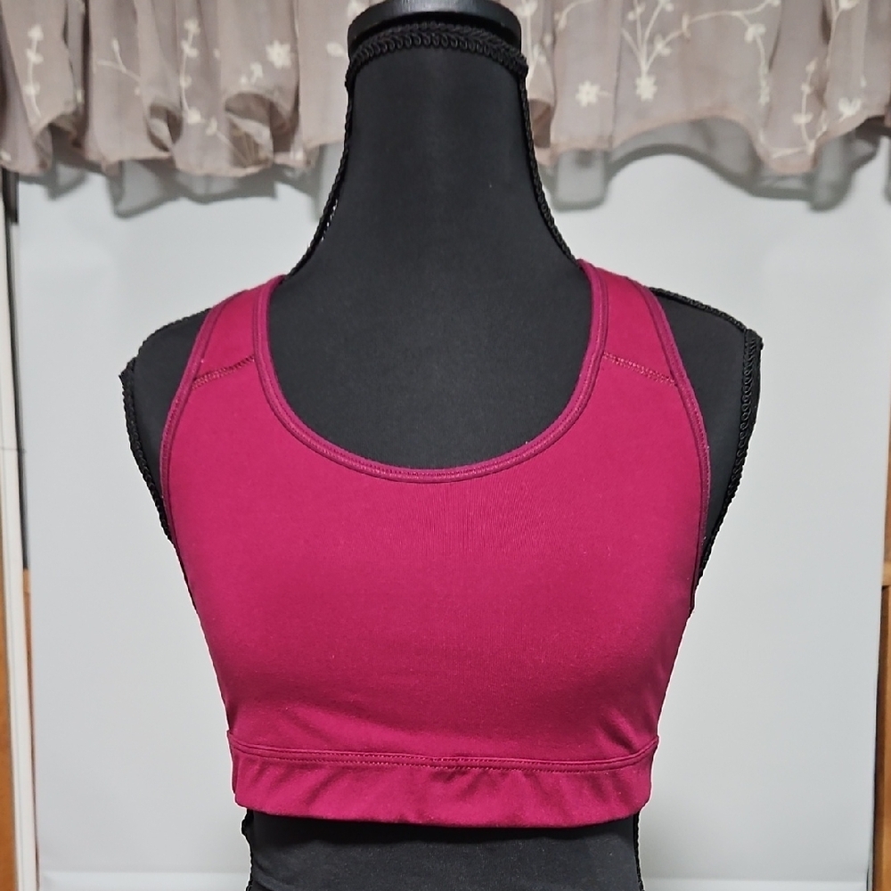 Old Navy EUC Active Burgundy Sports Bra • Size M